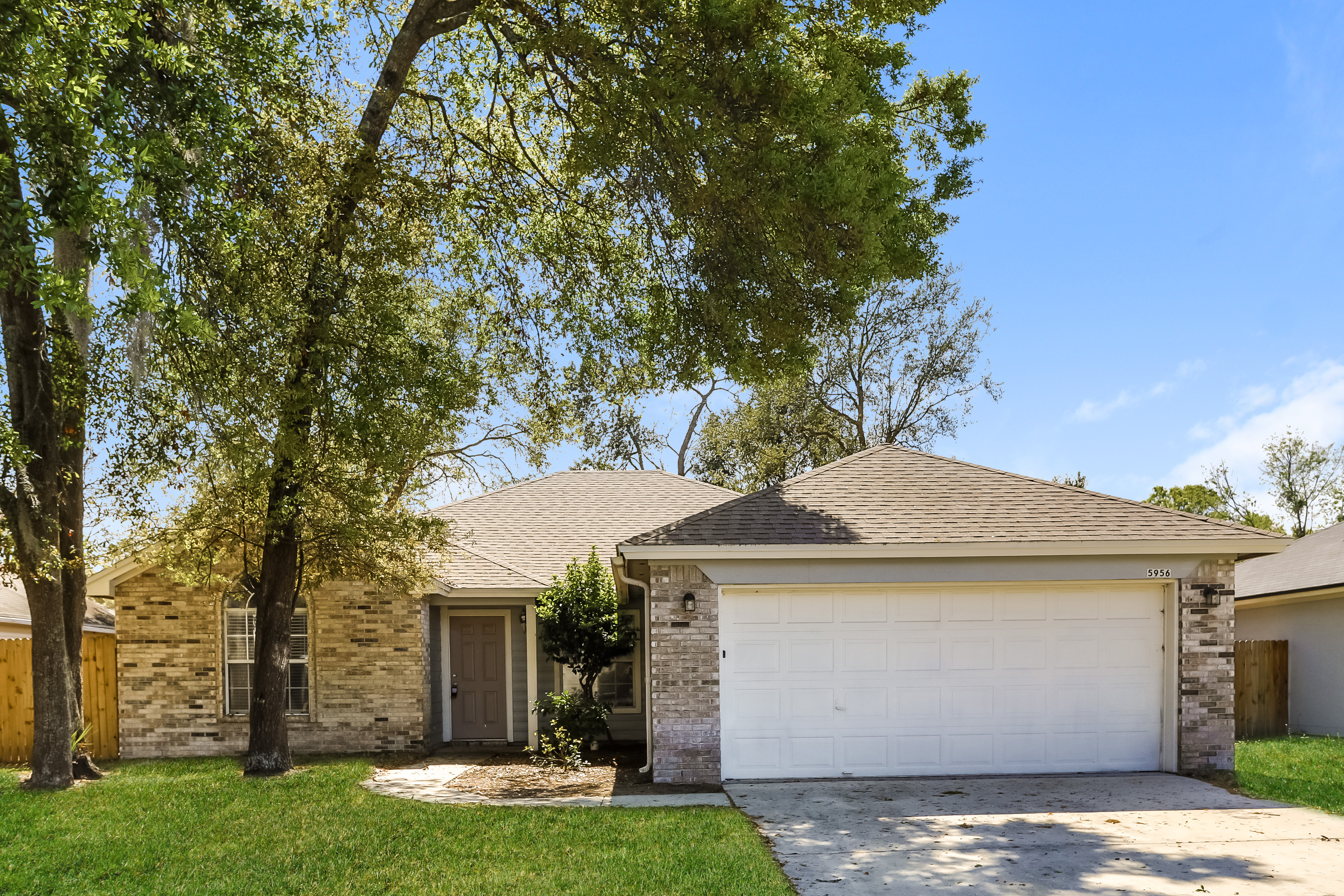 5956 Wentworth Cir S Jacksonville, FL 32277